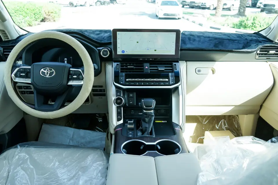TOYOTA LANDCRUISER VX.R WHITE 2025