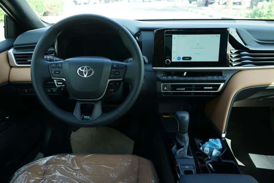 TOYOTA CAMRY LE – WHITE 2025